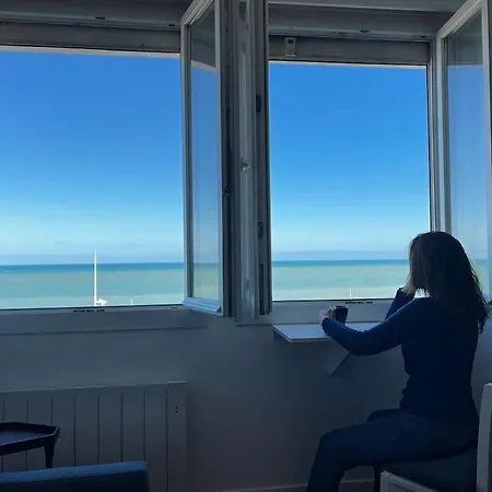 Reve D'horizon, Avec Vue Mer. *